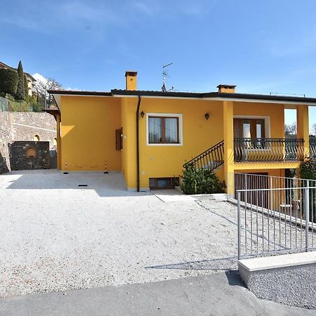 Red Apartment in Marciaga di Costermano Esterno foto